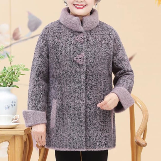 60代ファッション ふんわりモコモコ襟付きジャケット