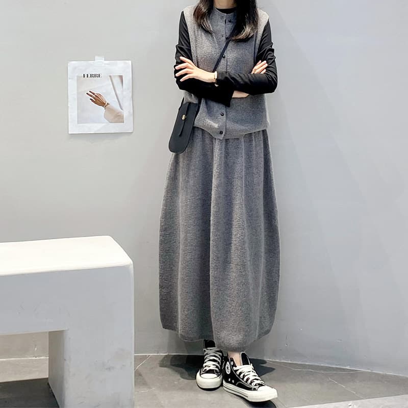 60代ファッション ロング丈ギャザーフレアスカート