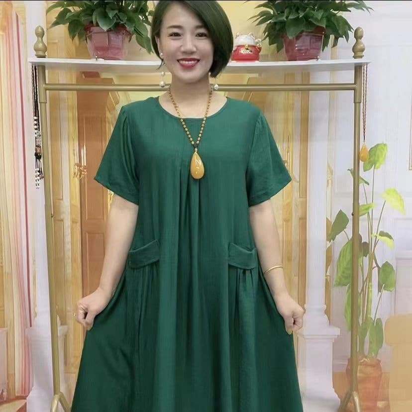 60代ファッション シンプルゆったりロング丈ワンピース