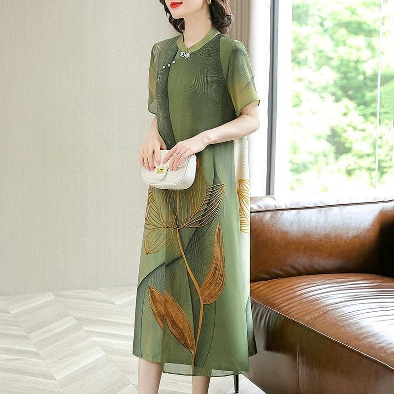 60代ファッション 大人の優美 蓮柄シフォンワンピース