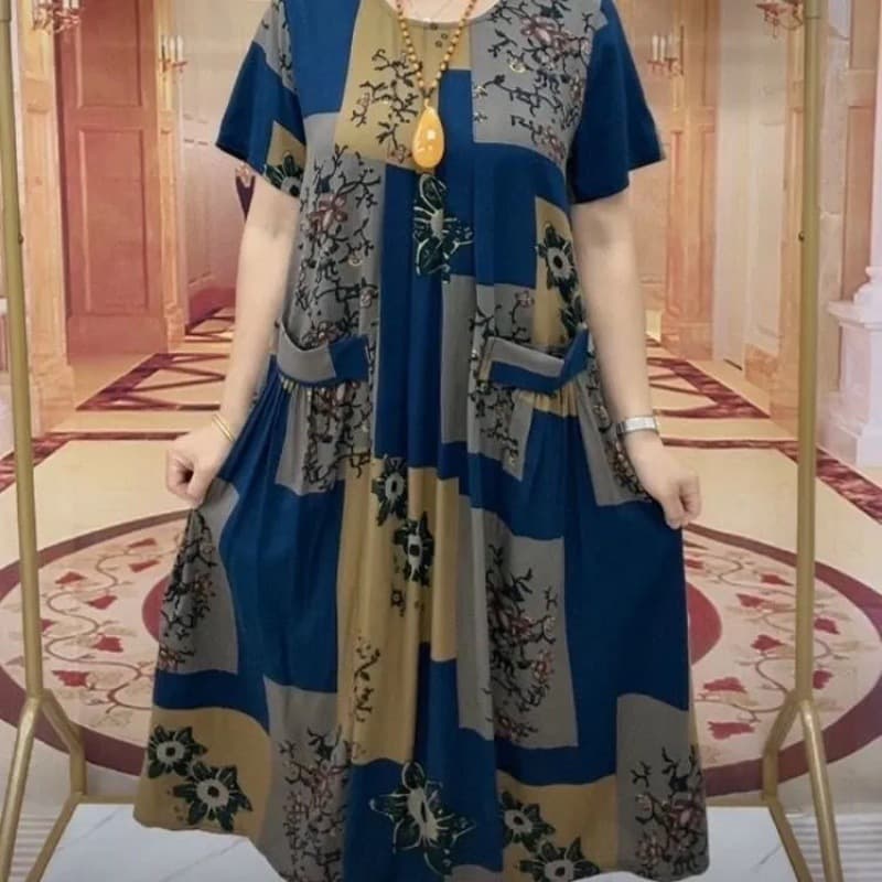 60代ファッション シンプルゆったりロング丈ワンピース