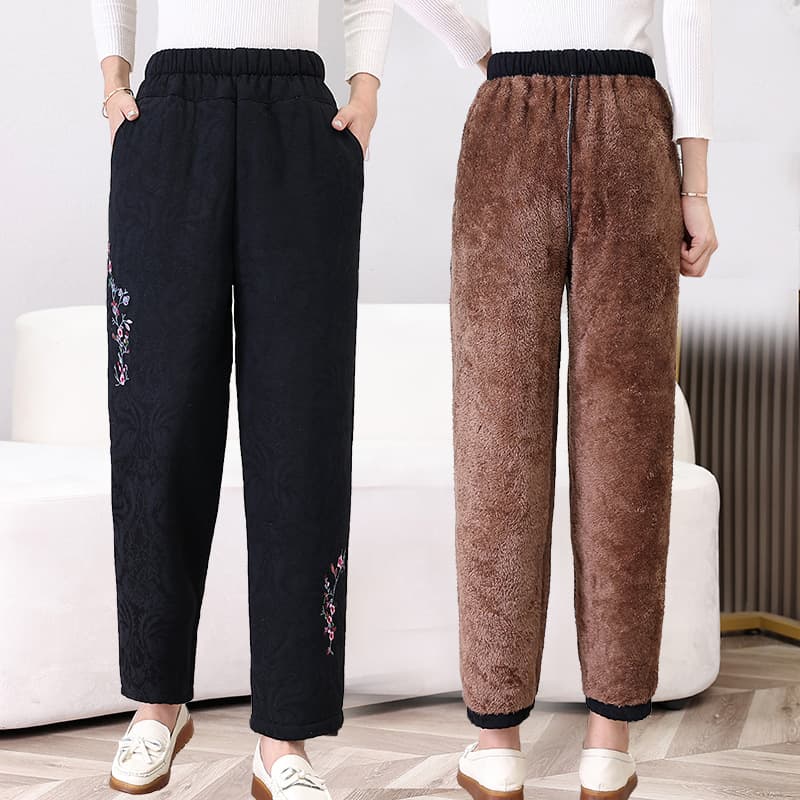 60代ファッション 裏起毛刺繍入り美脚パンツ