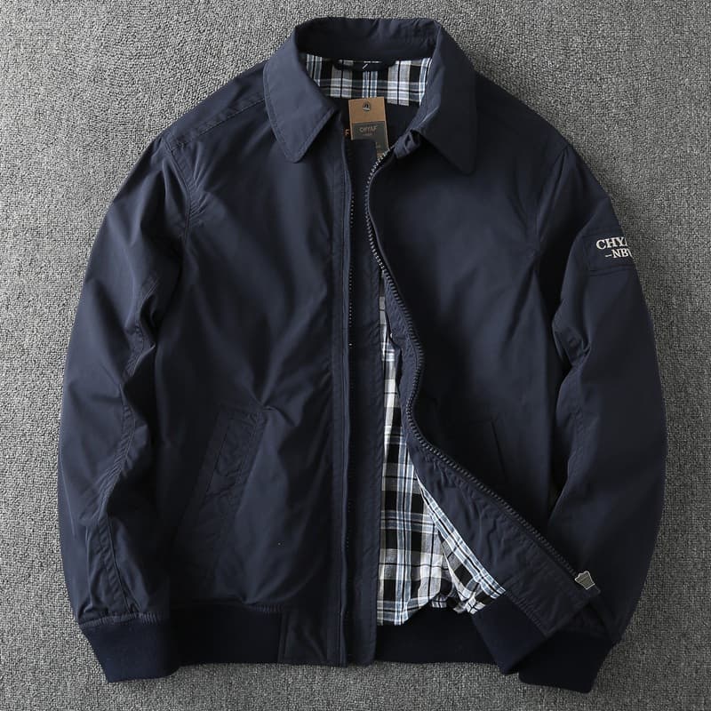 60代ファッション シンプル上質ブルゾン