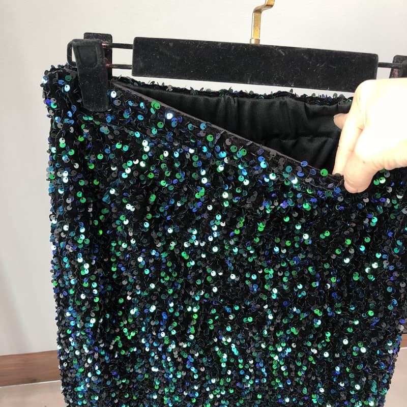60代ファッション 贅沢スパンコール きらめき膝丈スカート