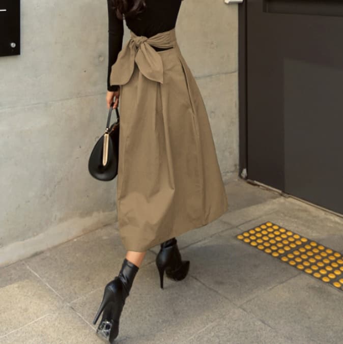 60代ファッション 大人の優美プリーツフレアスカート