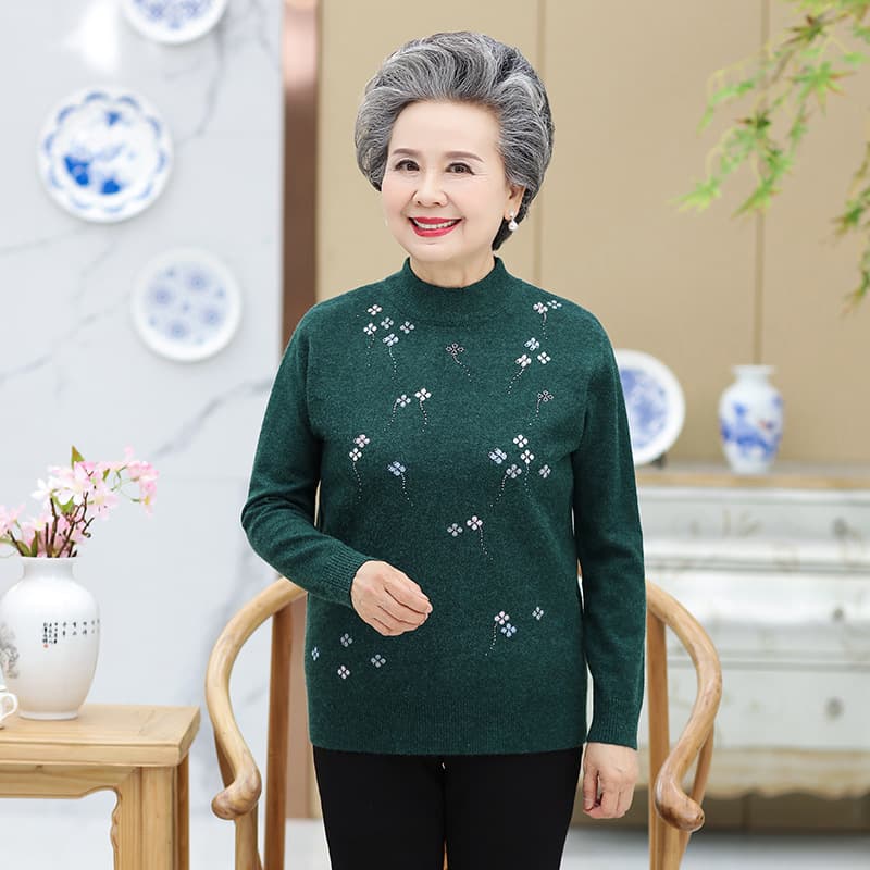 60代ファッション 花模様モックネックニット