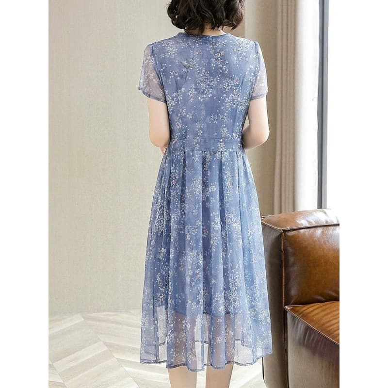 60代ファッション 上品シアー花柄シフォンワンピース
